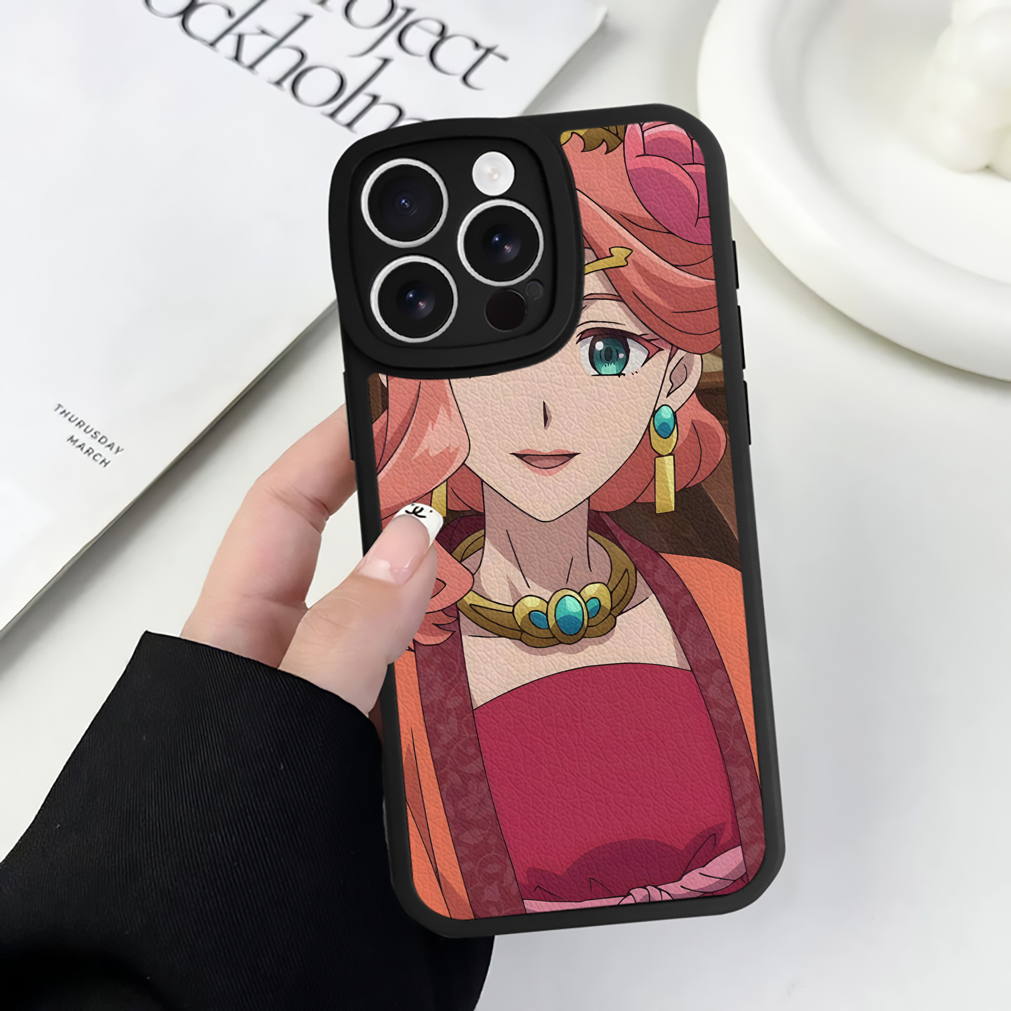 薬屋のひとりごと The Apothecary Diaries 【iPhone 16シリーズ対応】シリコンスマホケース（レザー調） 材質：シリコン